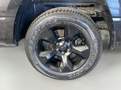 Used 2019 RAM 1500 Big Horn image 37