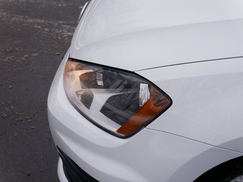 Used 2017 Volkswagen GTI S image 15