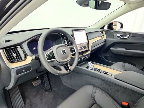 New 2026 Volvo XC60 B5 Plus w/ Protection Package Premier AWD/4WD image 16