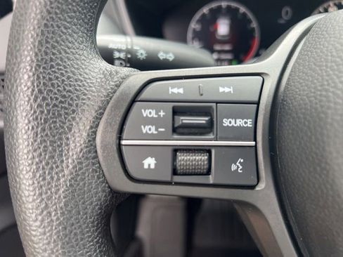 Certified 2025 Honda HR-V LX image 25