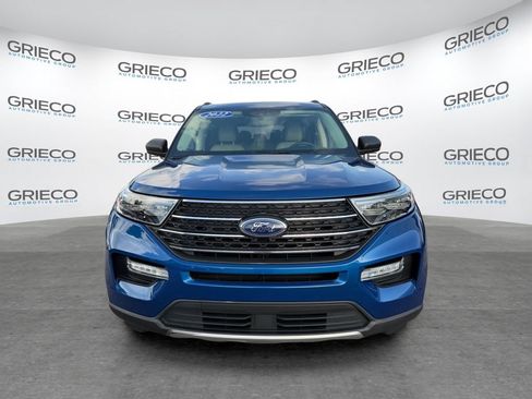 Certified 2022 Ford Explorer XLT w/ Equipment Group 202A RWD image 2