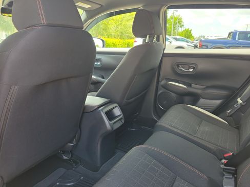 Used 2024 Honda HR-V Sport image 14