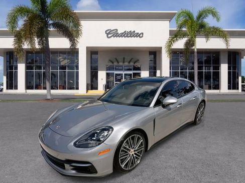Used 2017 Porsche Panamera 4S AWD/4WD image 1