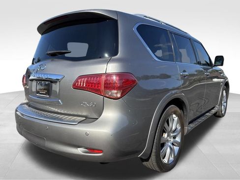 Used 2014 INFINITI QX80 4WD w/ Deluxe Touring Package image 5