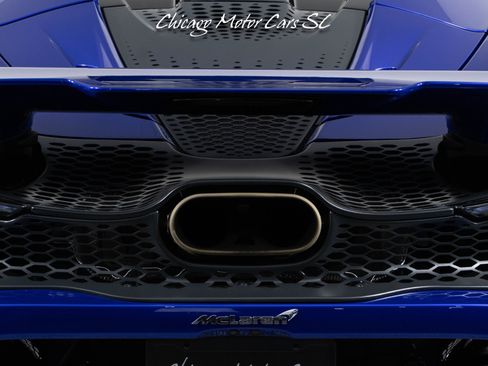 Used 2026 McLaren 750S Spider RWD image 19