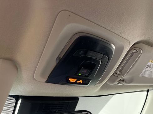 Used 2024 Toyota Corolla LE image 31