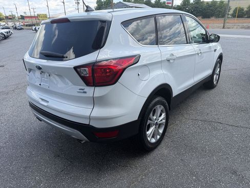 Used 2019 Ford Escape SE AWD/4WD image 4