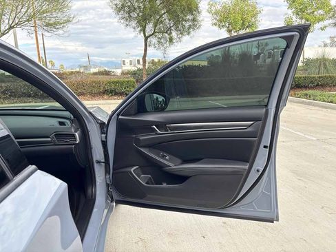 Used 2022 Honda Accord Sport image 14