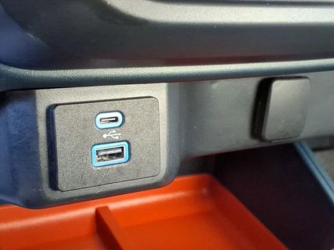 Certified 2024 Ford Maverick XLT image 20