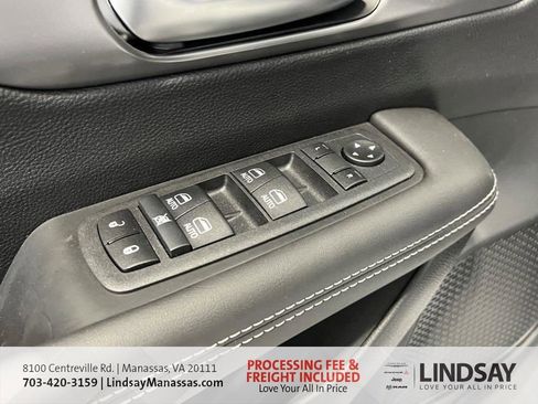 New 2026 Chrysler Pacifica Select image 26