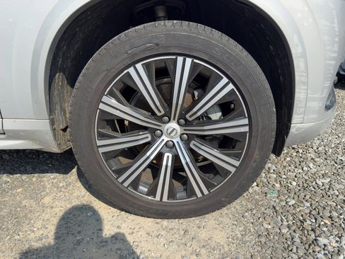 Certified 2024 Volvo XC90 B5 Core w/ Climate Package image 14