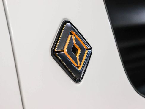 Used 2023 Rivian R1S Adventure AWD/4WD image 13