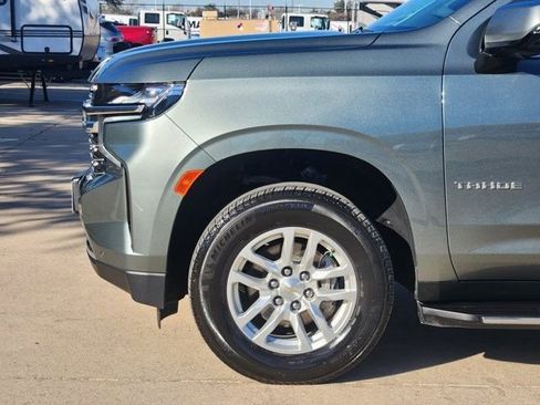 Used 2023 Chevrolet Tahoe LT w/ Luxury Package image 16