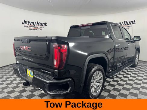 Used 2025 GMC Sierra 1500 Denali AWD/4WD image 7