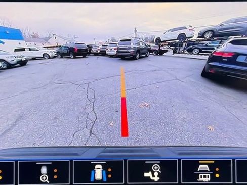 Used 2021 GMC Yukon XL Denali w/ Denali Ultimate Package image 22