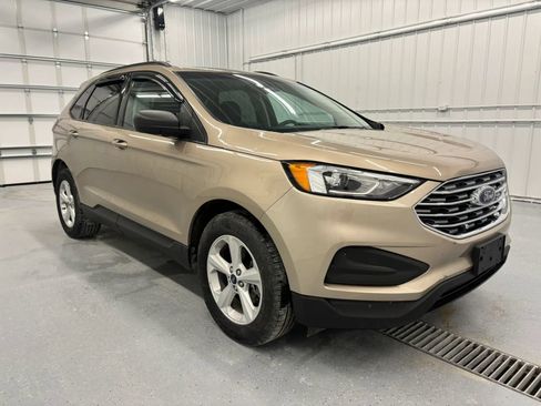 Used 2020 Ford Edge SE w/ Cargo Accessory Package FWD image 13