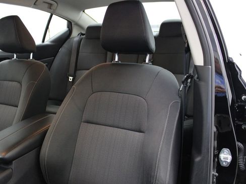 Used 2024 Nissan Altima 2.5 S image 16