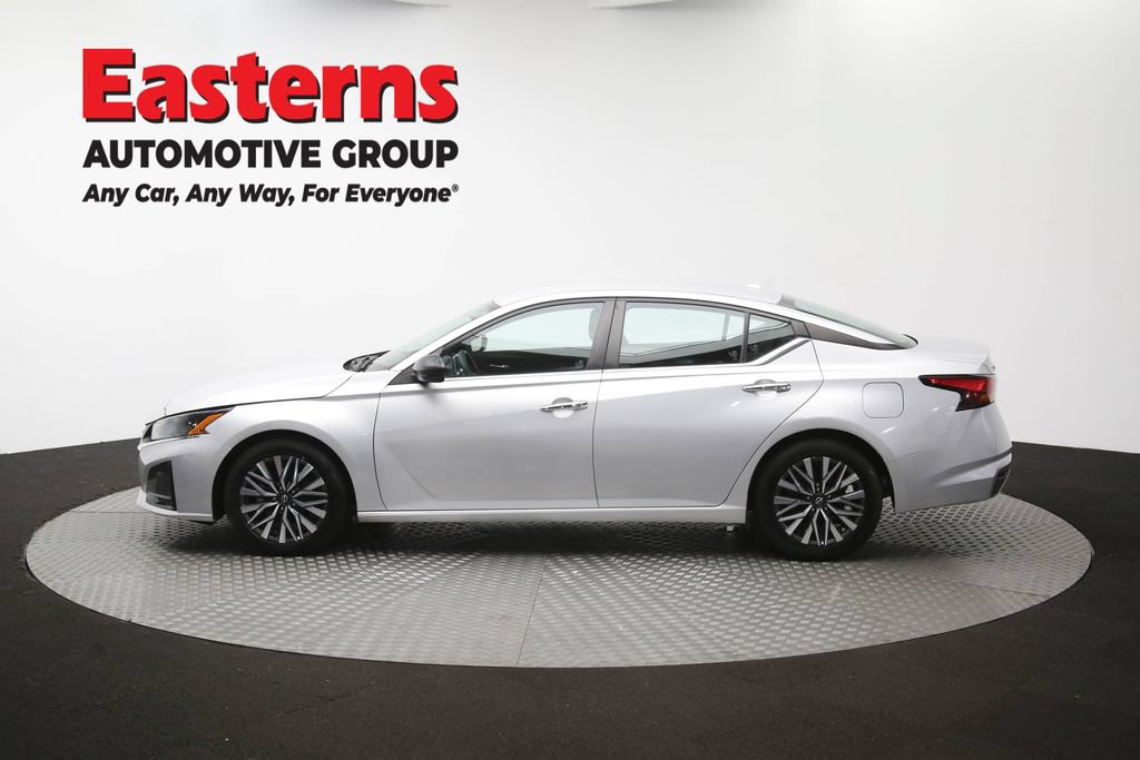 Used 2024 Nissan Altima 2.5 SV FWD image 62