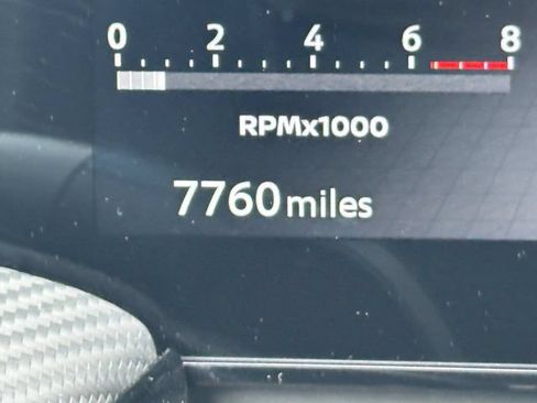 Certified 2025 Nissan Kicks SR FWD image 30