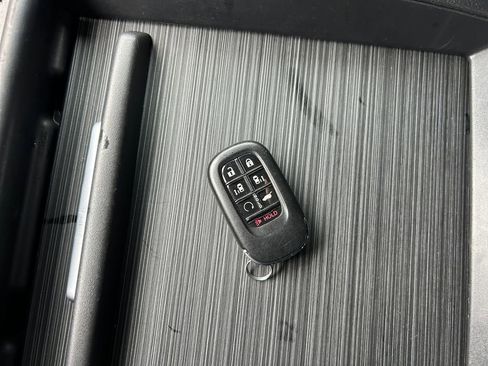 Used 2025 Honda Odyssey Sport-L image 33