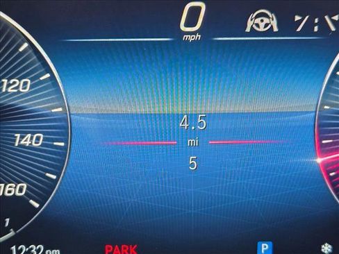 New 2026 Mercedes-Benz GLS 580 GLS 580 image 9