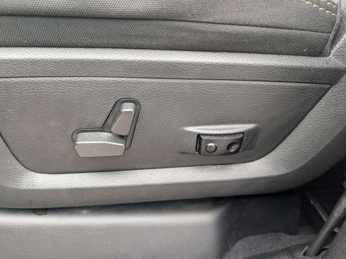 Used 2021 RAM 2500 Big Horn w/ Night Edition image 21