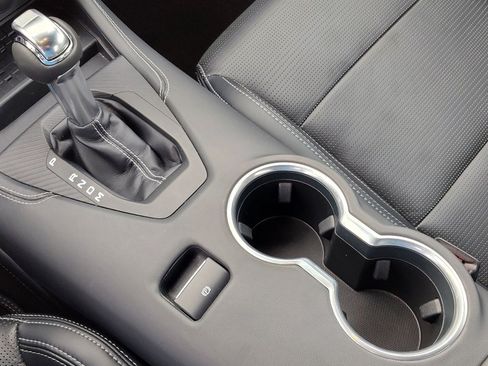 Used 2024 Ford Mustang GT Premium image 13