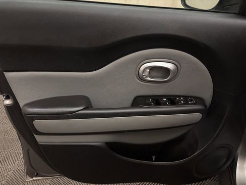 Used 2016 Kia Soul image 10