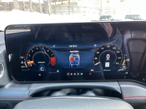 Used 2024 Ford Mustang GT Premium image 13