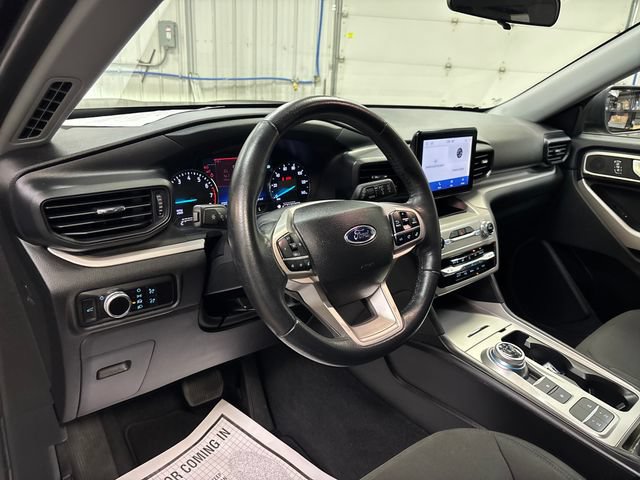 Used 2023 Ford Explorer XLT RWD image 17