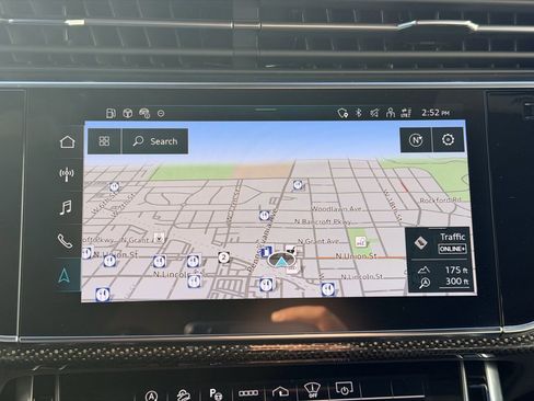 Used 2023 Audi SQ8 Prestige image 34