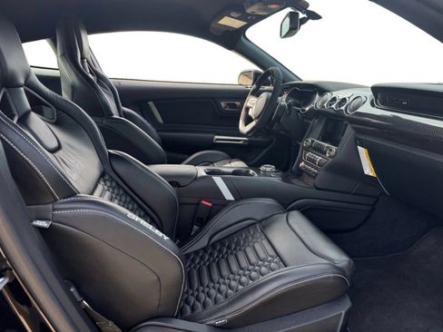 Used 2021 Ford Mustang Shelby GT500 w/ Carbon Fiber Track Pack RWD image 15