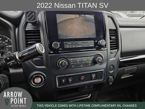 Used 2022 Nissan Titan SV w/ Accessory Utility Package image 24