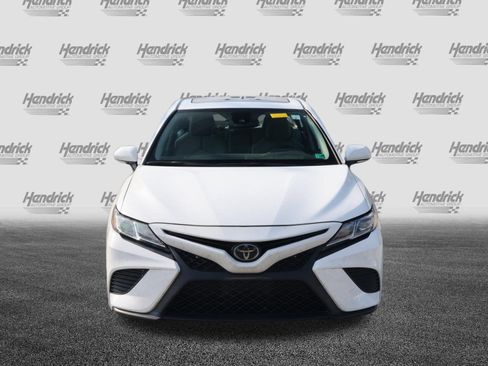 Used 2019 Toyota Camry SE w/ Audio Package FWD image 3