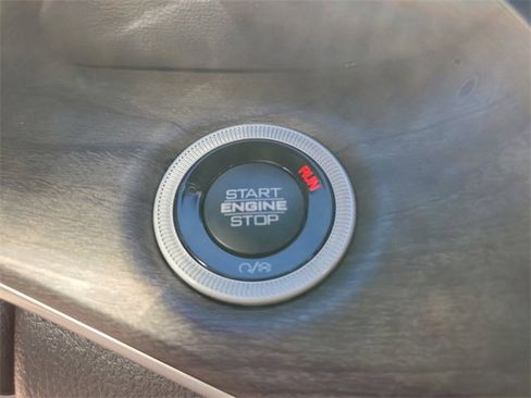 New 2025 Jeep Grand Cherokee L Limited image 29