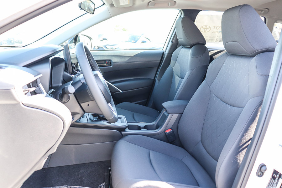 New 2026 Toyota Corolla Cross LE w/ Moonroof Package FWD image 17