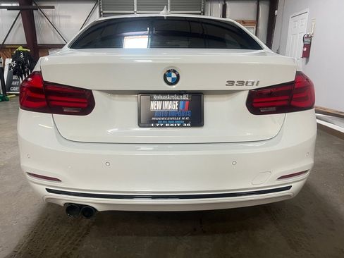 Used 2018 BMW 330i Sedan image 10