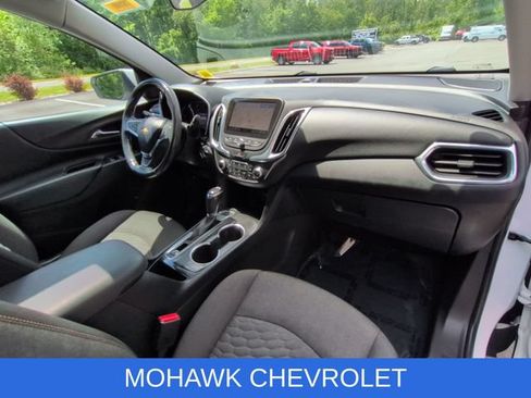Used 2019 Chevrolet Equinox LT w/ Sun & Navigation Package AWD/4WD image 31