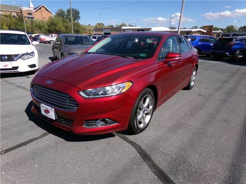 Used 2014 Ford Fusion SE w/ Equipment Group 201A image 16
