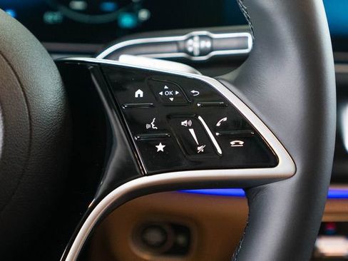 New 2026 Mercedes-Benz GLE 580 4MATIC image 18