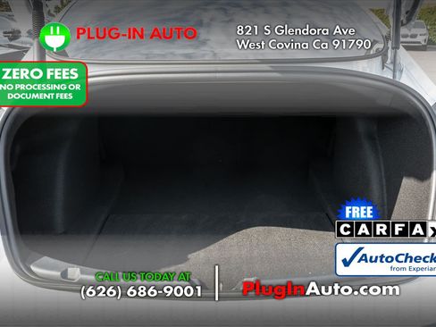 Used 2023 Tesla Model 3 Standard Range RWD image 12
