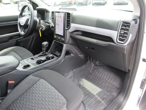 Used 2025 Ford Ranger XL RWD image 14