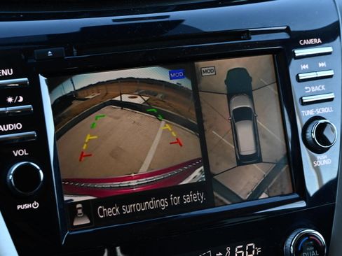 Used 2021 Nissan Murano SV w/ SV Special Edition Package image 13