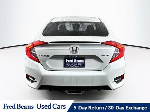 Used 2019 Honda Civic Sport image 7