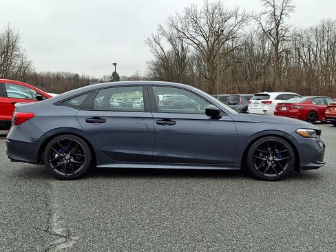 Used 2023 Honda Civic Sport image 8