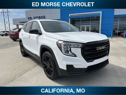 Used 2023 GMC Terrain SLE w/ Driver Convenience Package