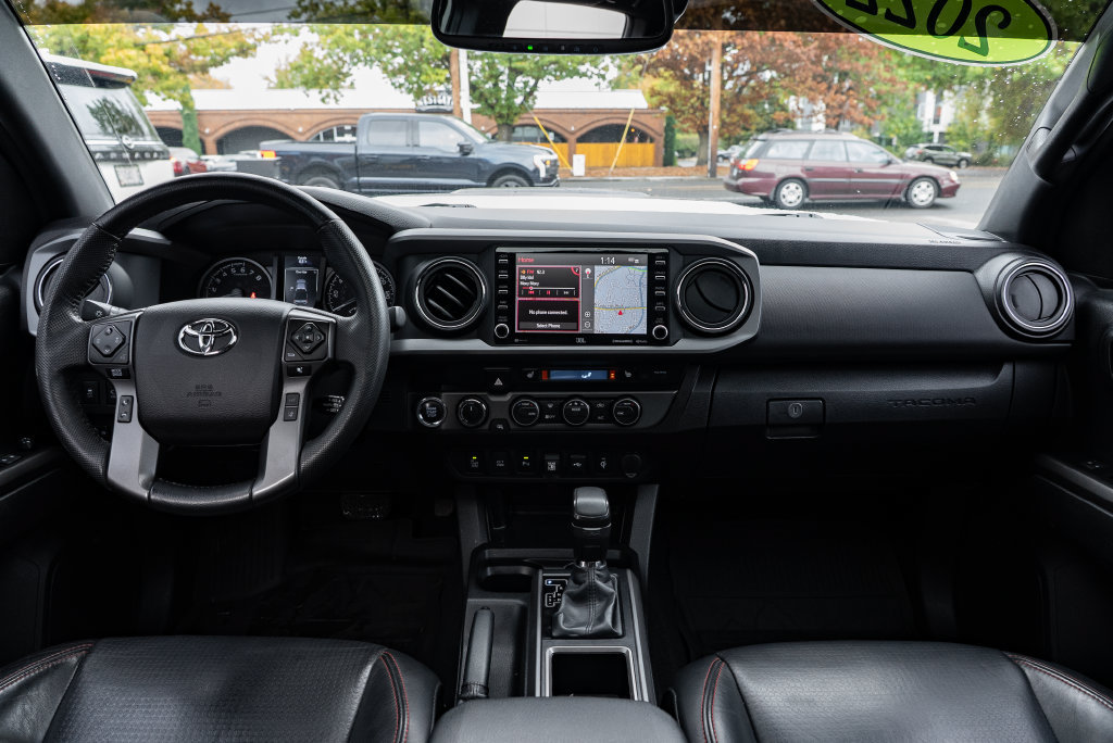 Used 2022 Toyota Tacoma TRD Pro AWD/4WD image 11