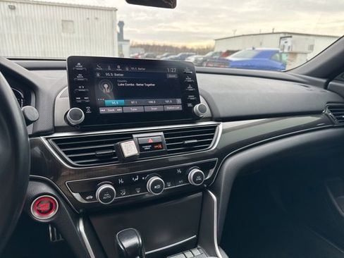 Used 2019 Honda Accord Sport image 6