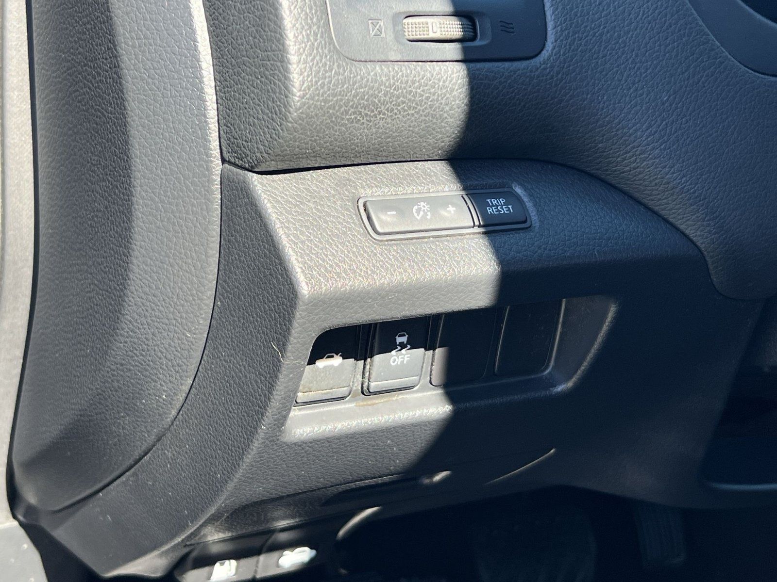 Used 2018 Nissan Altima 2.5 SR FWD image 30