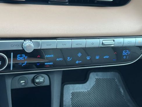 Certified 2024 Hyundai Ioniq 5 Limited AWD/4WD image 26